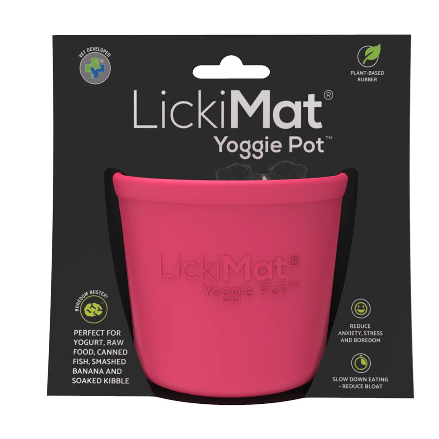 LickiMat Yoggie Pot lifestyle