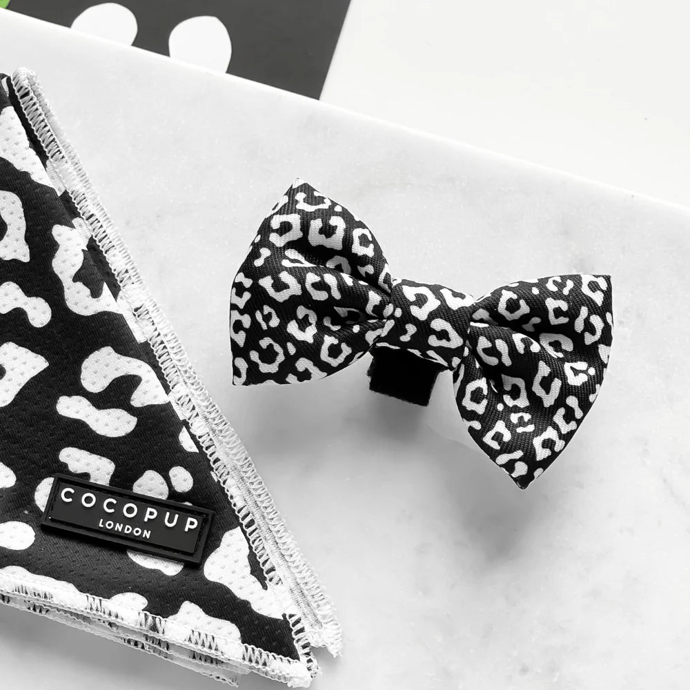 Cocopup London Bow Tie Black Leopard – detail view
