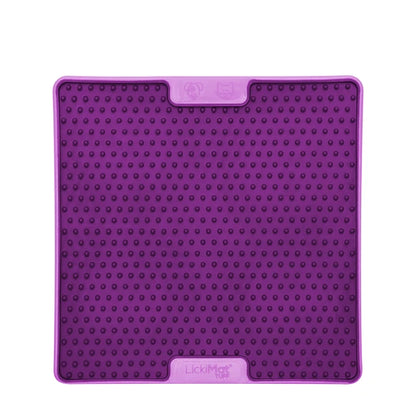 LickiMat Soother TUFF PRO Purple lifestyle