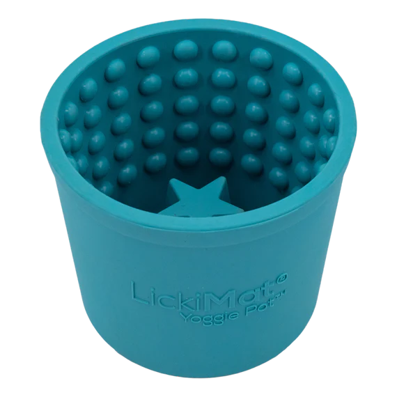 LickiMat Yoggie Pot side view